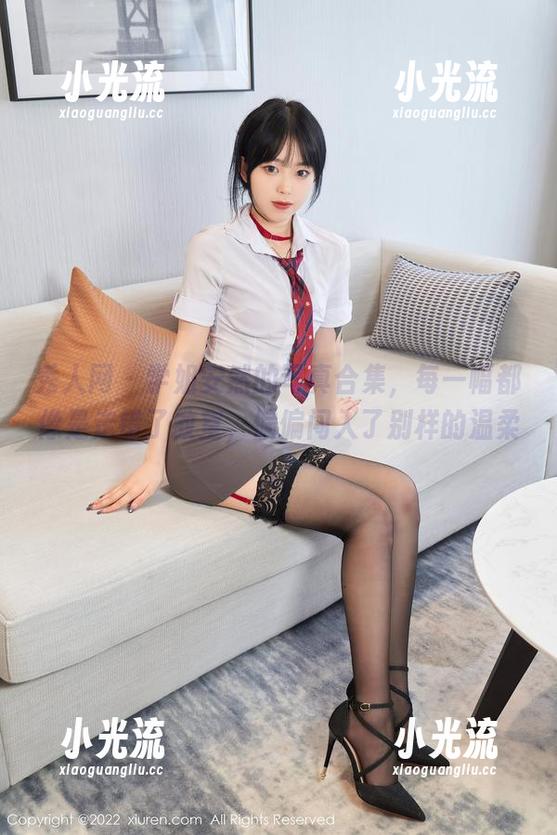 秀人网 - 学姐安然的写真合集,每一幅都像是走错了教室,偏偏闯入了别样的温柔。