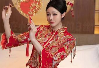 秀人网 - 在小海臀Rena的白丝作品中，分享我那点不太严谨的感慨。