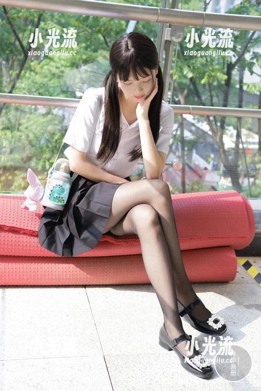 稚乖画册 - 赤西夜夜的吉他少女,资源不止是琴声,还有你心头的涟漪。