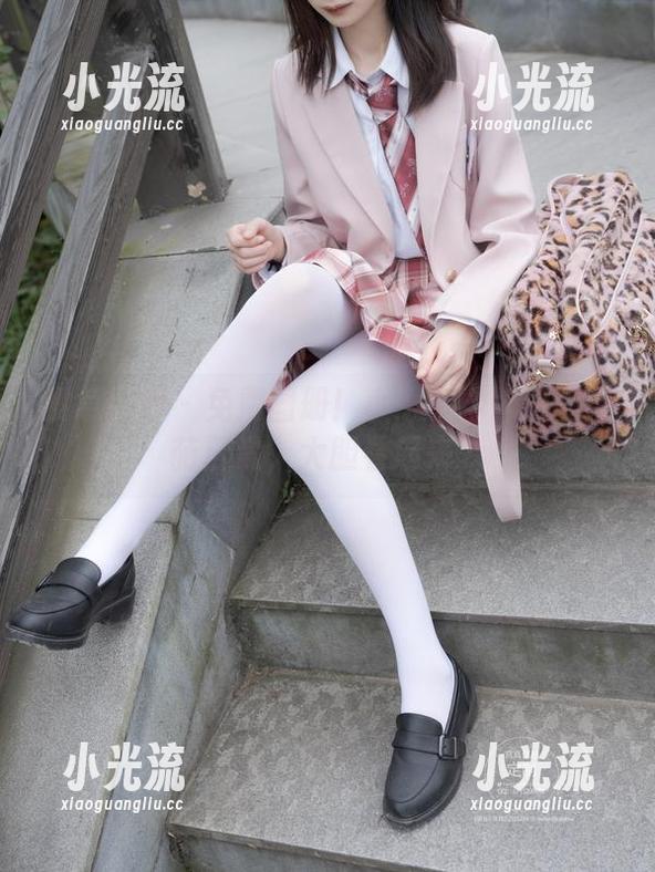 紧急企划-小恩 紧急企划 - 免费图册!小恩与学妹们的奇葩日常,大胆看起来。