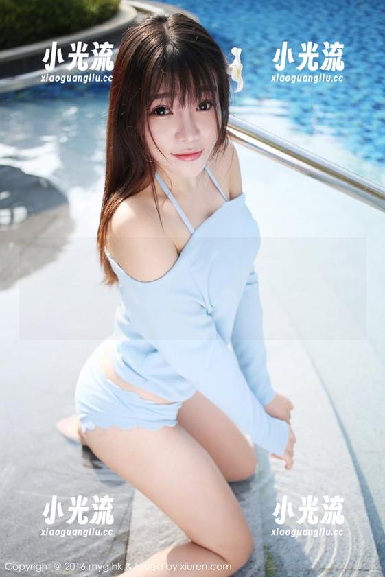 美媛馆-于大乔 美媛馆 - 图片里的于大乔运动风,真不知是咱的眼睛在运动还是真有人把跑步穿得这么好看。