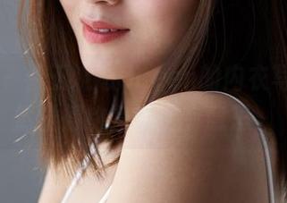 蜜桃社 - 看王婉悠Queen的内衣写真，忽然觉得钓鱼也蛮有意思。