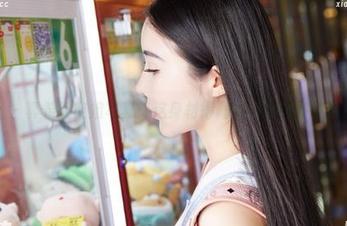 蜜桃社 - 真希的空姐写真：这身材得喝多少咖啡才能维持啊？