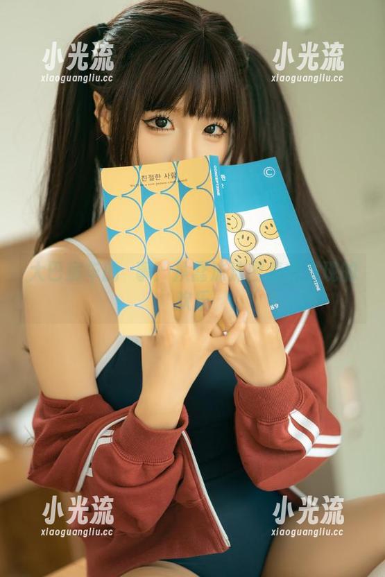 蠢沫沫 大巴房车的囧事:从蠢沫沫图集中发现的欢乐