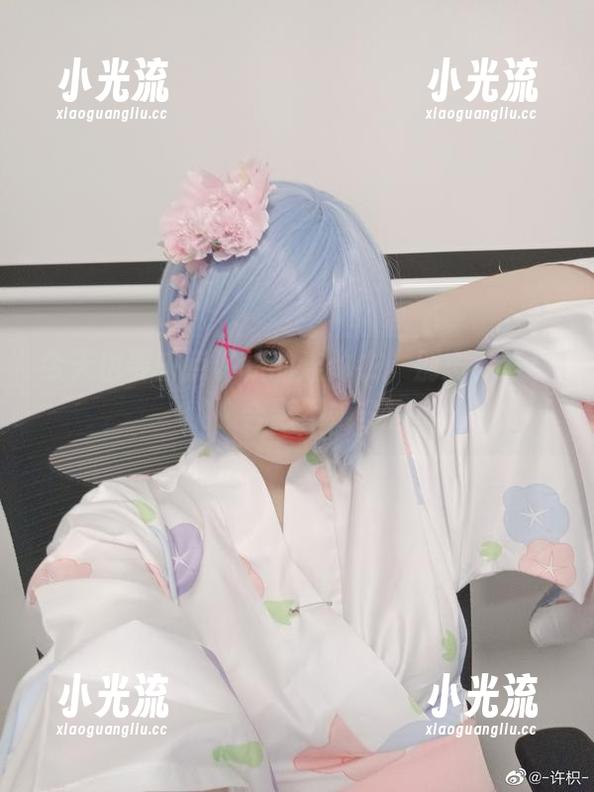 许枳 今天也要来点许枳的连体衣,别忘了下载哦,合影不嫌多!