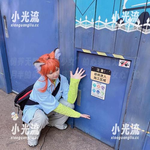 闪月半 饲养无数个“喵少女”的心表露无遗,闪月半的美图瞬间成了新一代“少女心”的集结地。