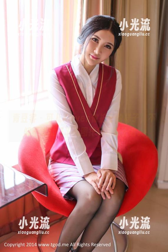 青豆客-可儿Kayen 青豆客 - 可儿Kayen做护士的样子,不知不觉就成了美图排行榜的王者。
