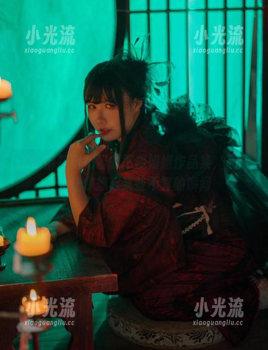 麻花麻花酱 试试麻花麻花酱的恶魔姐姐作品集,可能会让你想起某些不管的瞬间